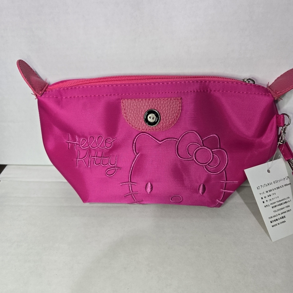 Hello Kitty Wristlet Purse Makeup Bag Embroidered Fucshia  NWT